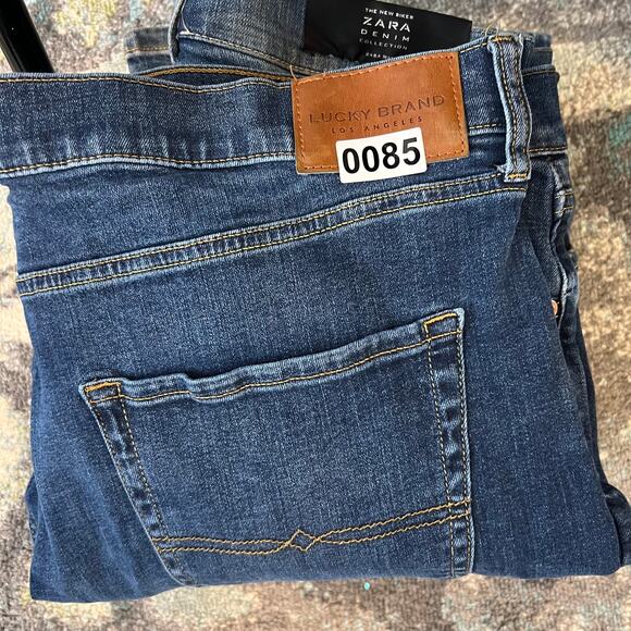 Lucky Brand Jeans Mens 40x29 Blue 410 Athletic Straight Comfort Stretch Denim - Picture 12 of 12